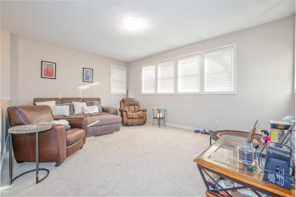 230 Auburn Bay Boulevard Se, Calgary, AB