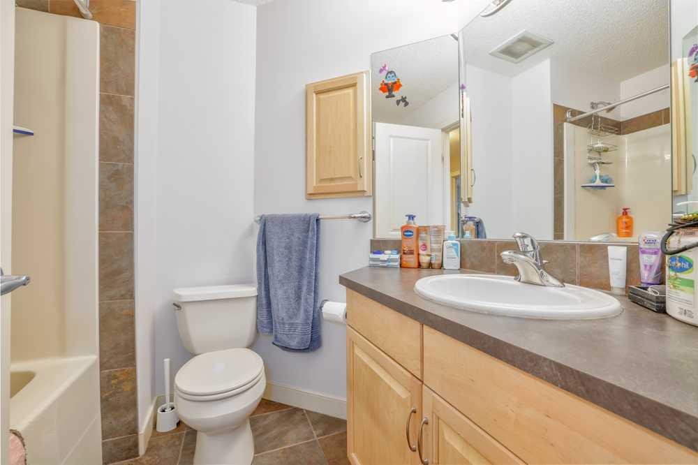 230 Auburn Bay Boulevard Se, Calgary, AB