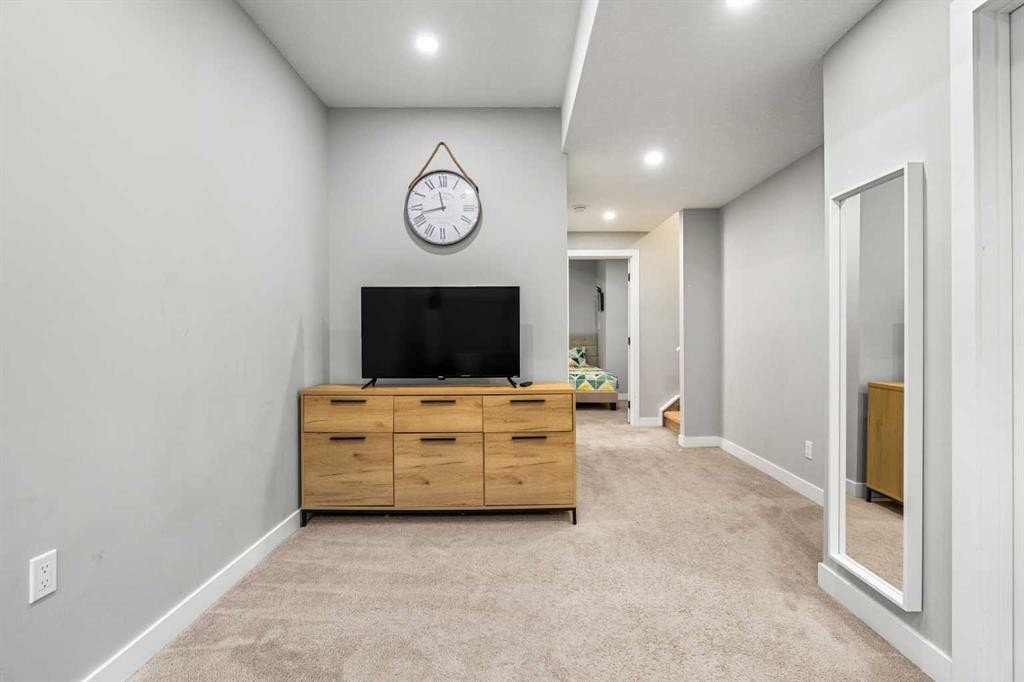 1925 19 Avenue Nw, Calgary, AB