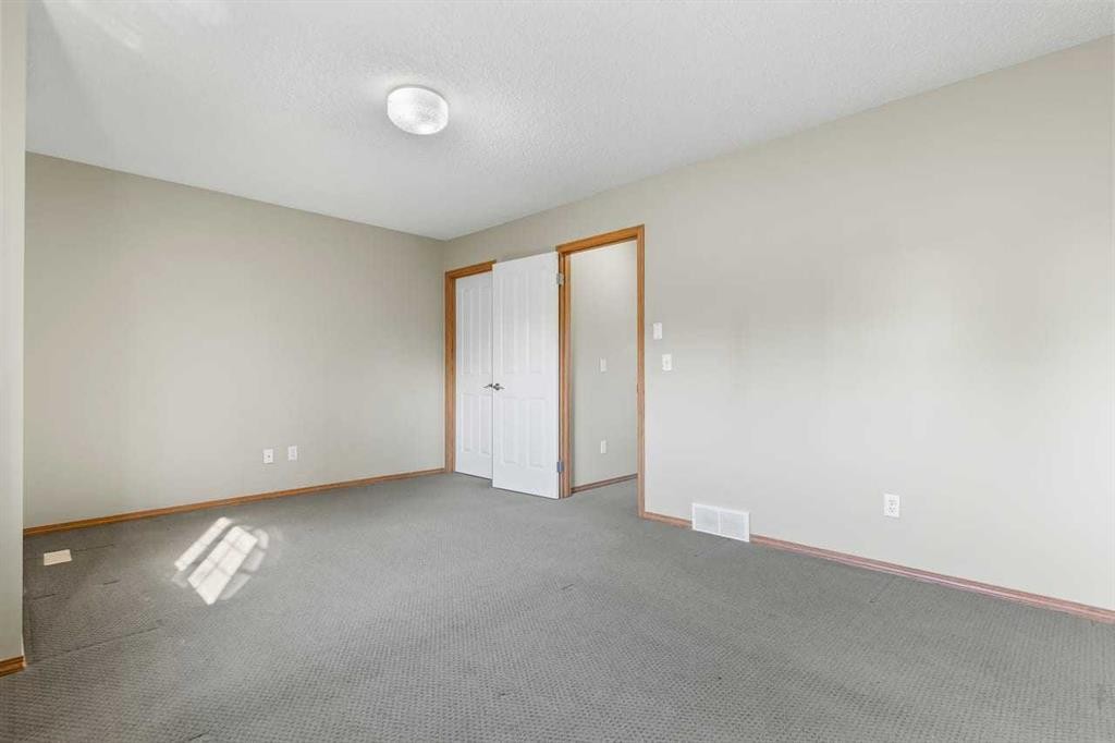 51 Eversyde Court Sw, Calgary, AB