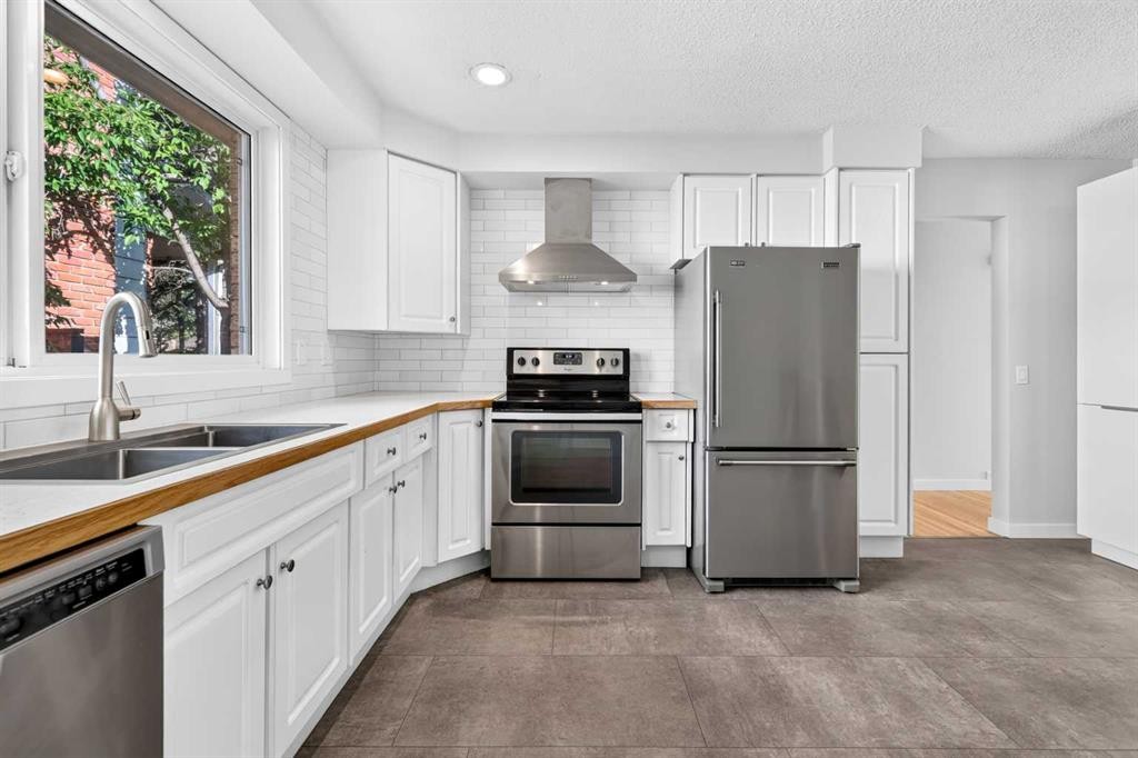 803 Canford Crescent Sw, Calgary, AB