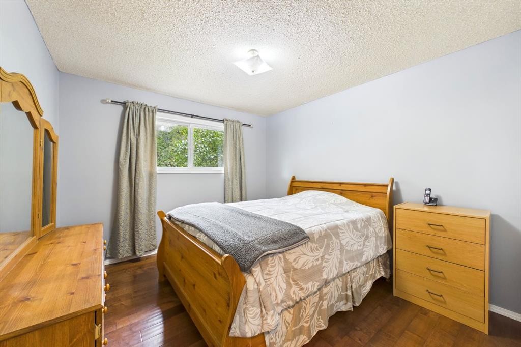 607 Cedarille Way Sw, Calgary, AB