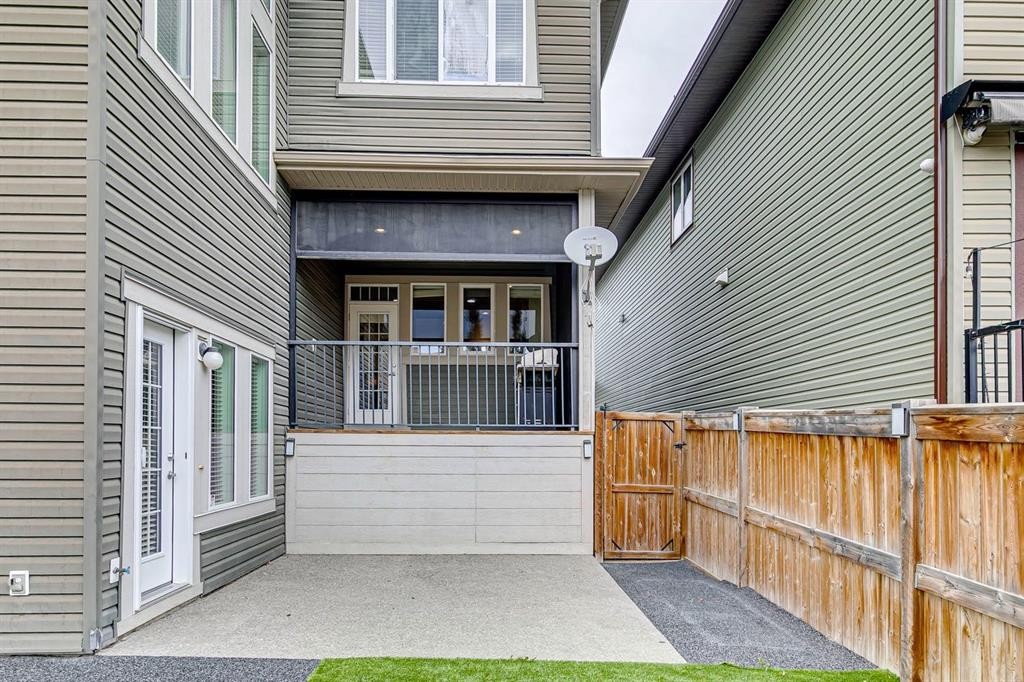 982 Evanston Drive Nw, Calgary, AB