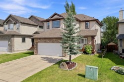 106 Crystal Shores Manor Okotoks, AB T1S 2H6