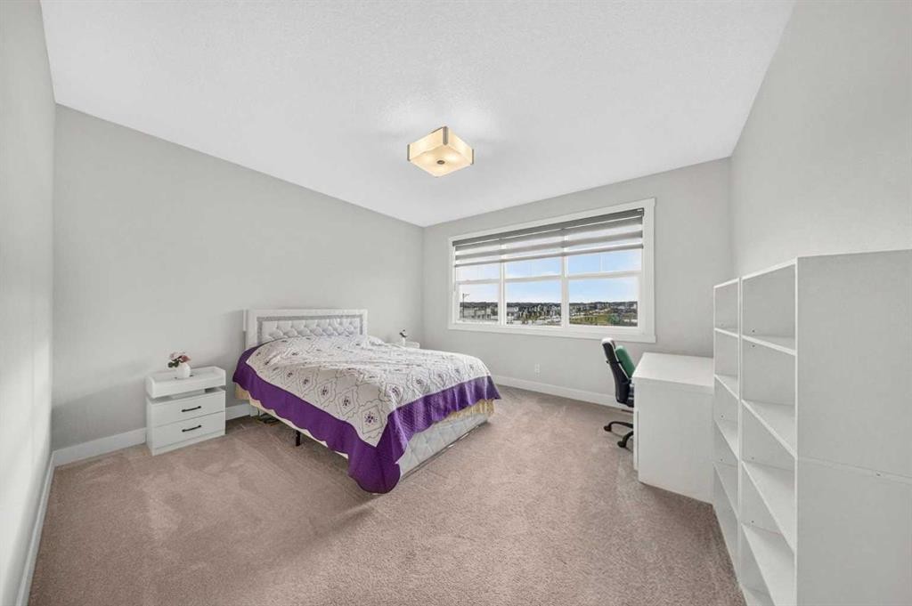 47 Waterford Heights, Chestermere, AB