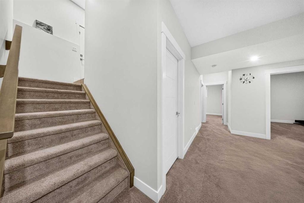 47 Waterford Heights, Chestermere, AB
