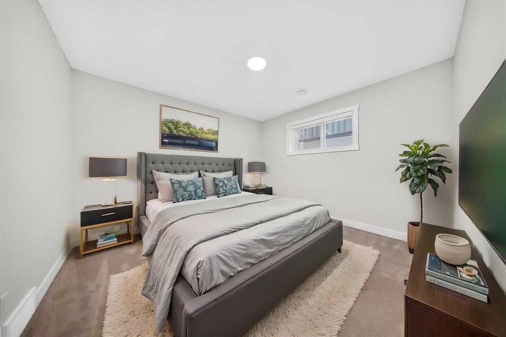 47 Waterford Heights, Chestermere, AB