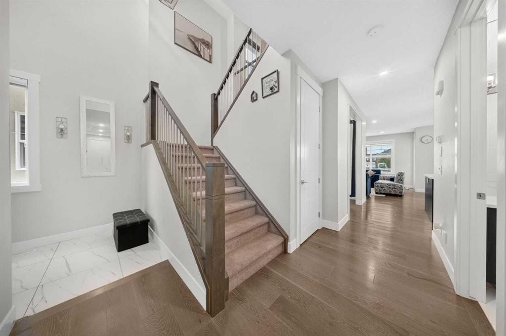47 Waterford Heights, Chestermere, AB