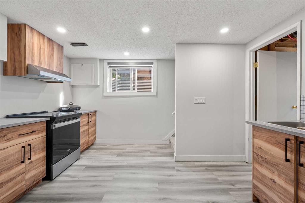 259 Manora Crescent Ne, Calgary, AB