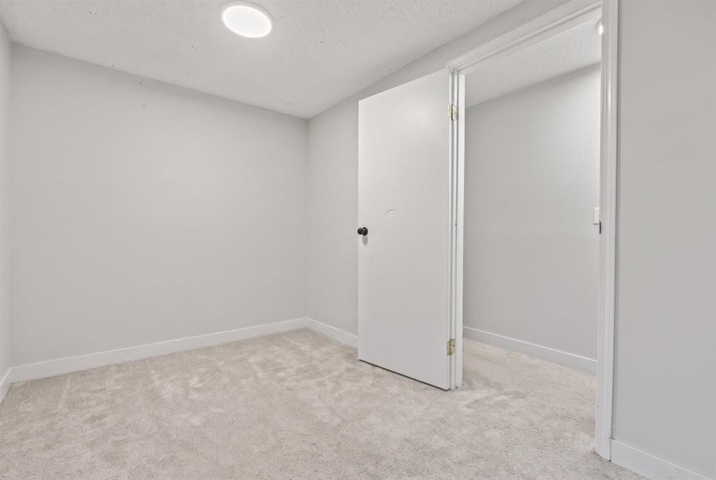259 Manora Crescent Ne, Calgary, AB