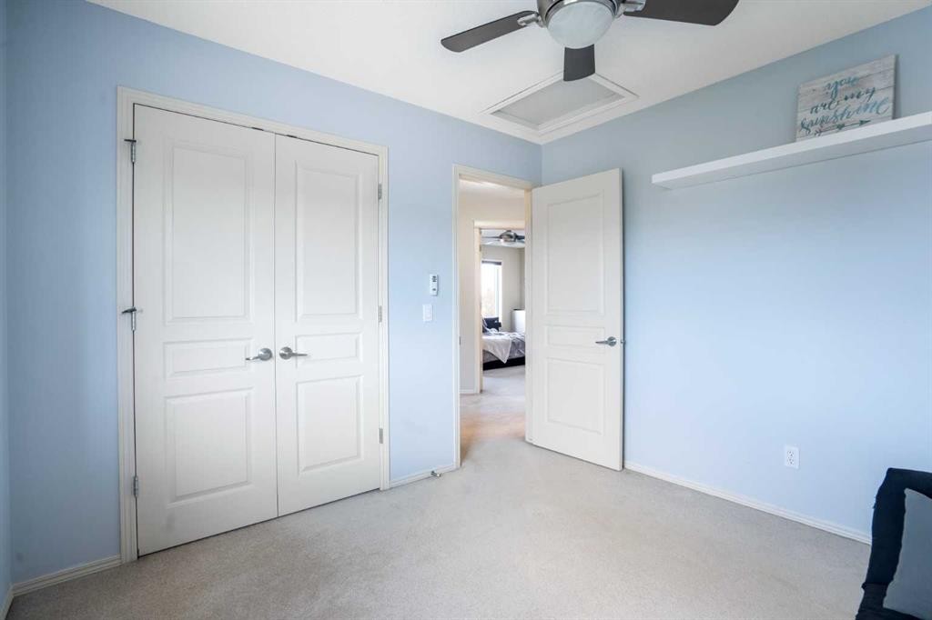 408 Rainbow Falls Way, Chestermere, AB