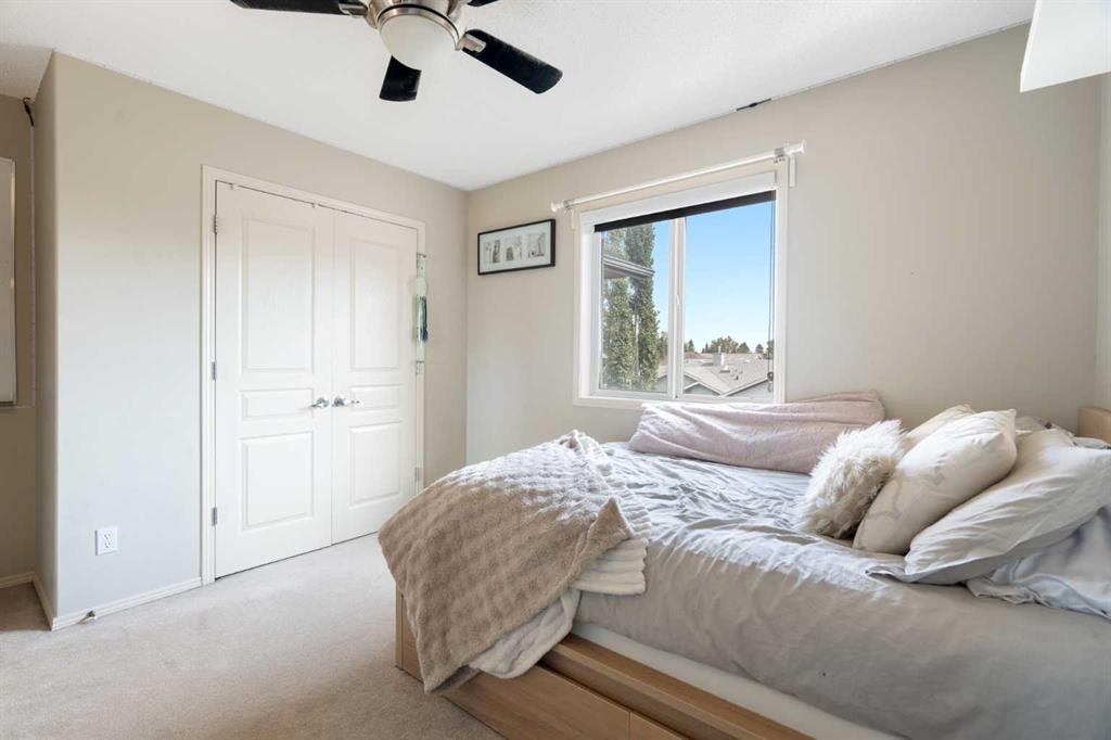 408 Rainbow Falls Way, Chestermere, AB