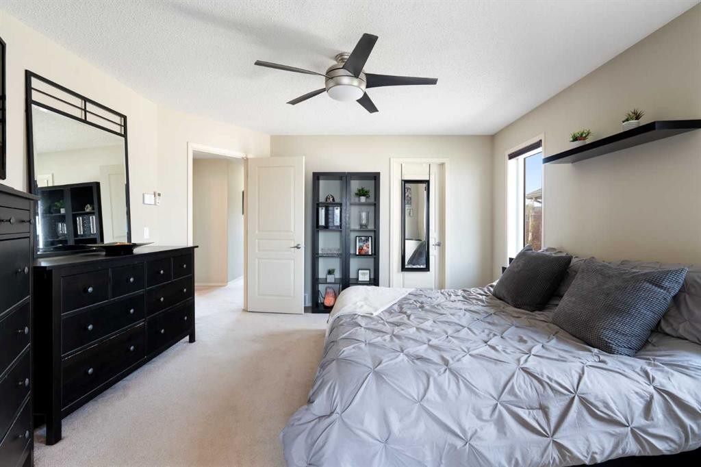 408 Rainbow Falls Way, Chestermere, AB