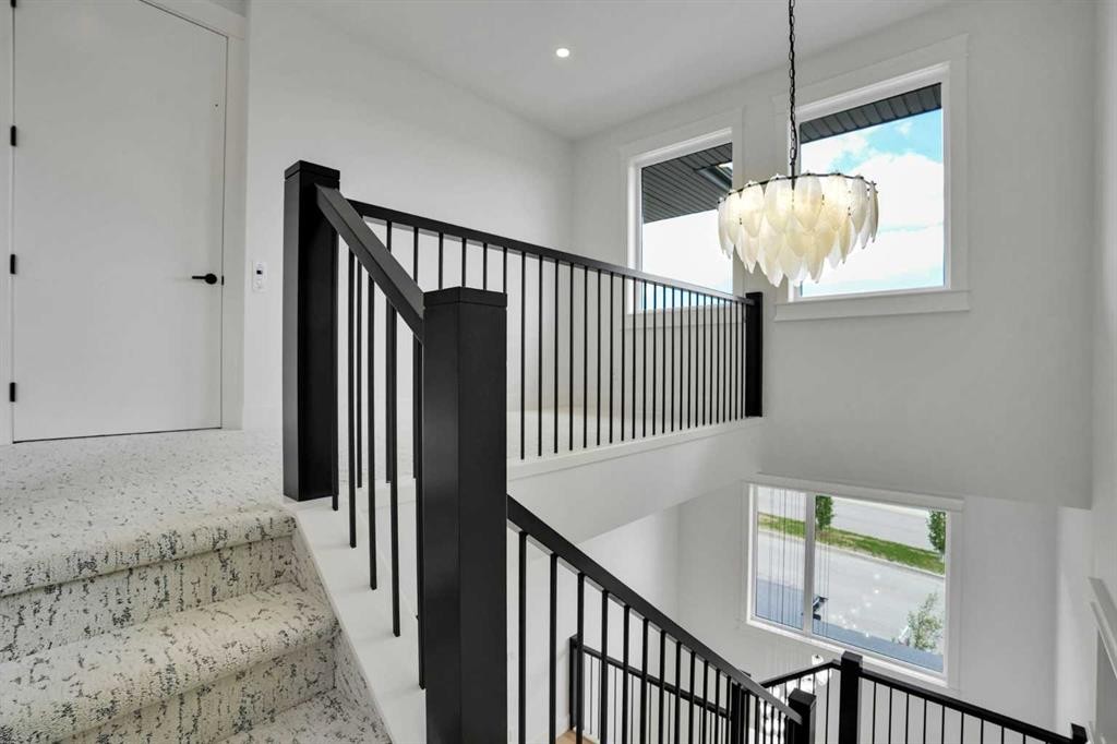 427 Patterson Boulevard Sw, Calgary, AB