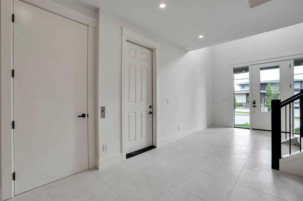 427 Patterson Boulevard Sw, Calgary, AB