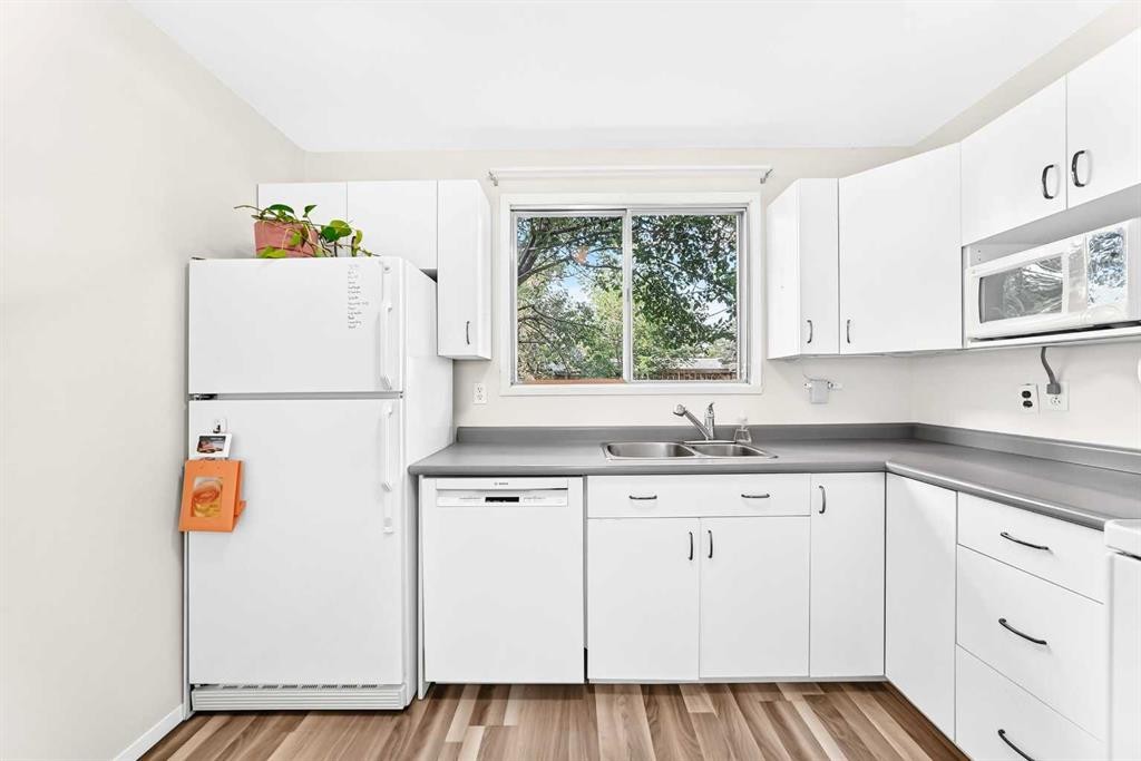 755 Kingsmere Crescent Sw, Calgary, AB