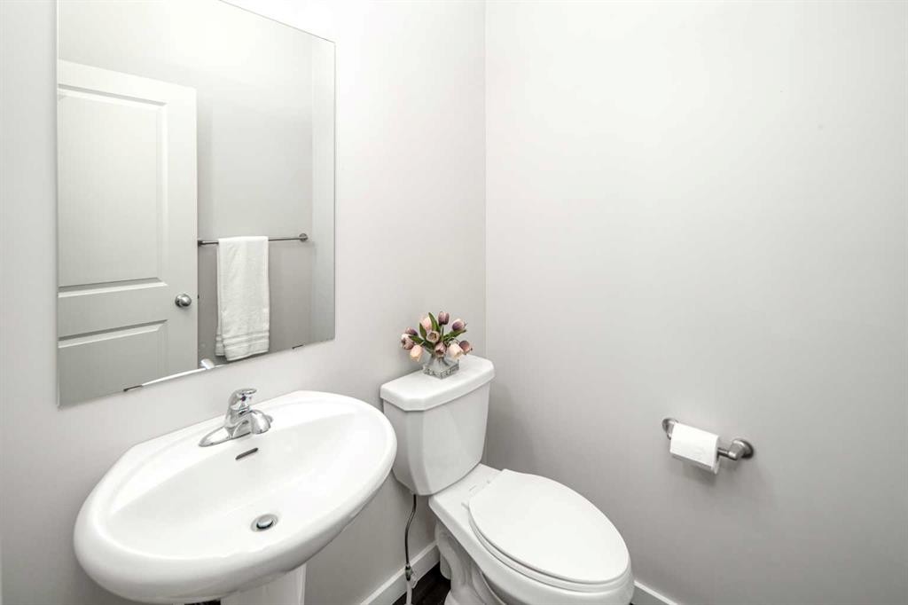 25 Marquis Place Se, Calgary, AB