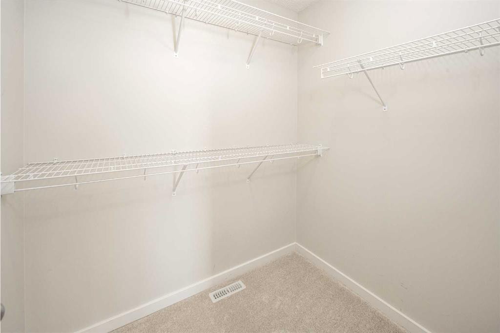 25 Marquis Place Se, Calgary, AB