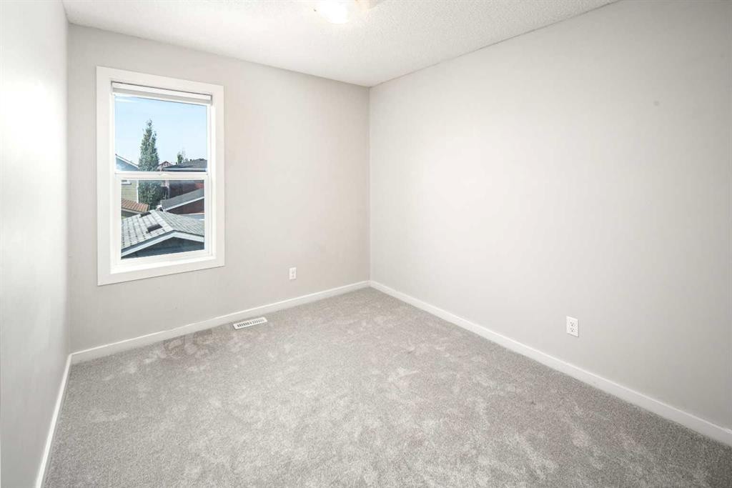25 Marquis Place Se, Calgary, AB