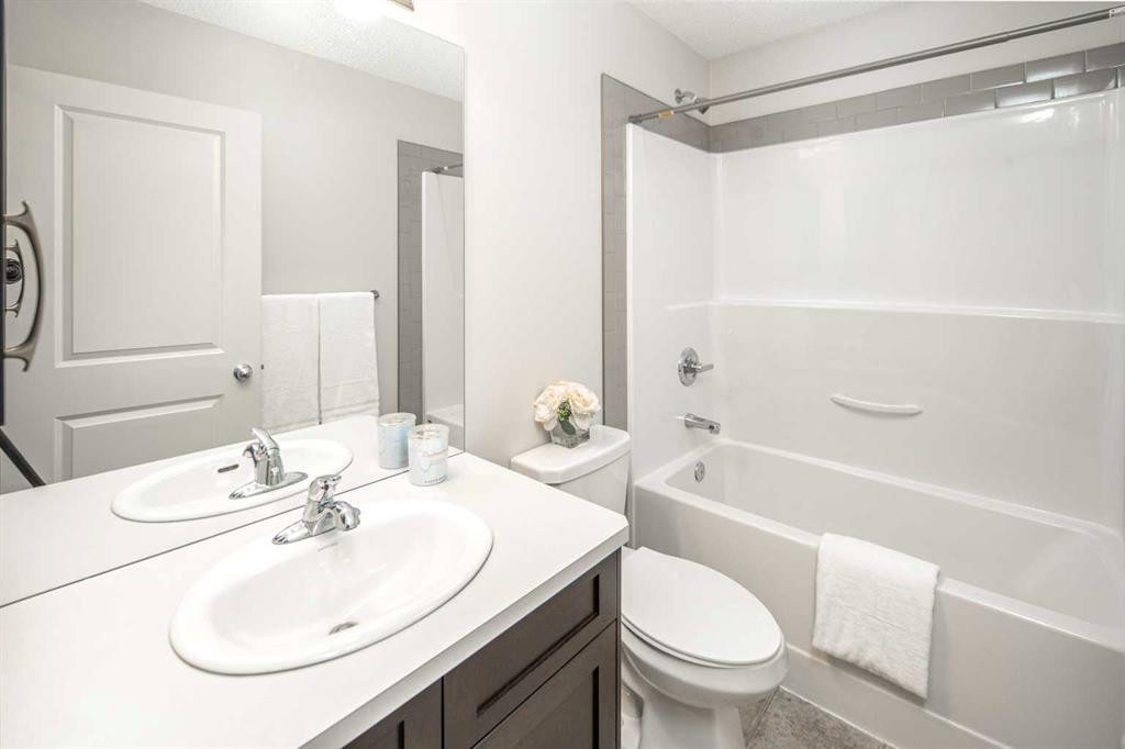 25 Marquis Place Se, Calgary, AB