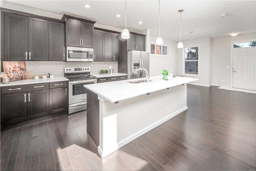 25 Marquis Place Se, Calgary, AB