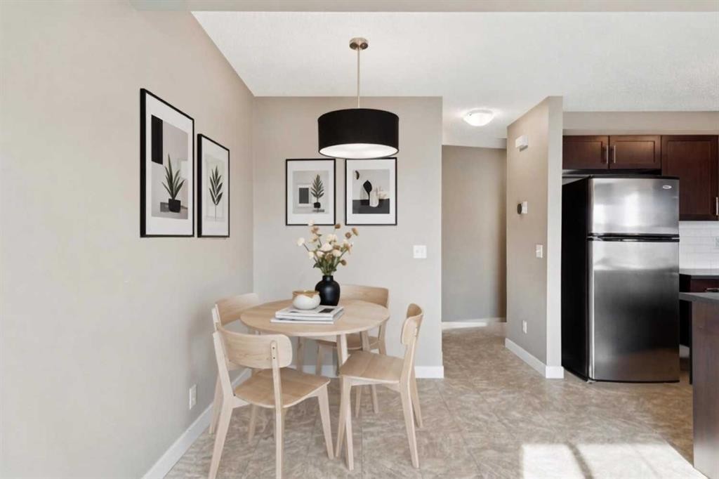 123 Pantego Lane Nw, Calgary, AB