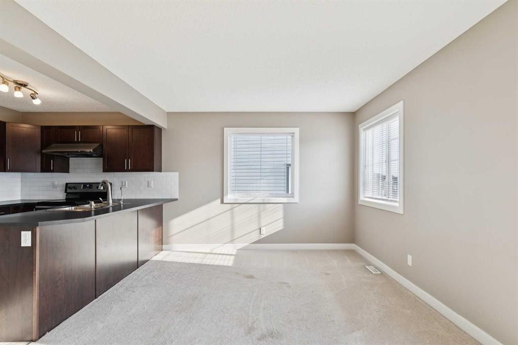 123 Pantego Lane Nw, Calgary, AB