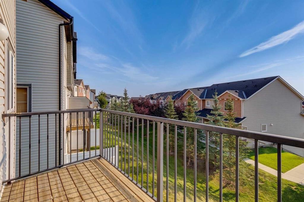 123 Pantego Lane Nw, Calgary, AB