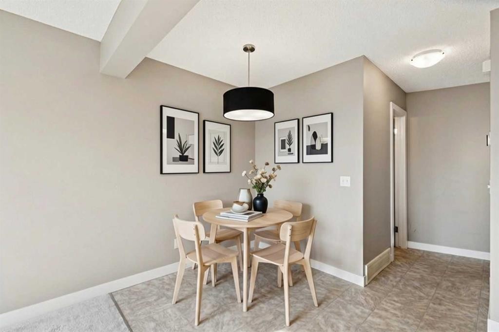 123 Pantego Lane Nw, Calgary, AB