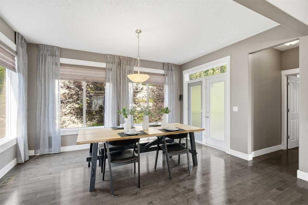 191 Springbluff Heights Sw, Calgary, AB