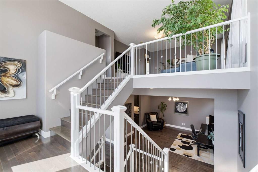 191 Springbluff Heights Sw, Calgary, AB