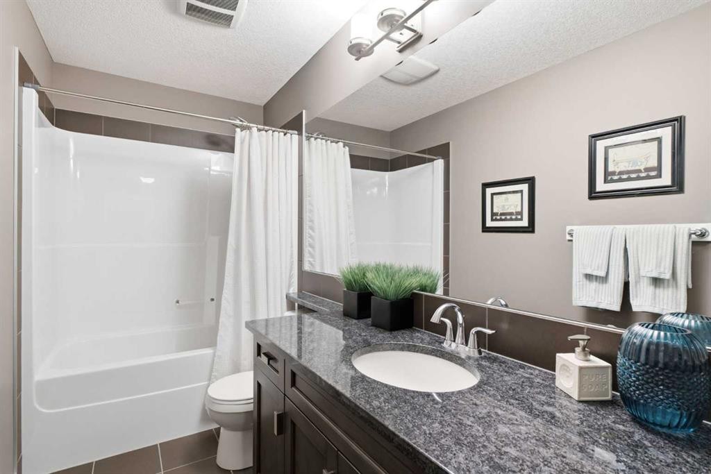 191 Springbluff Heights Sw, Calgary, AB