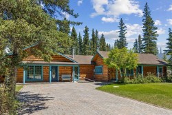 4 Pine Avenue Bragg Creek, AB T0L 0K0