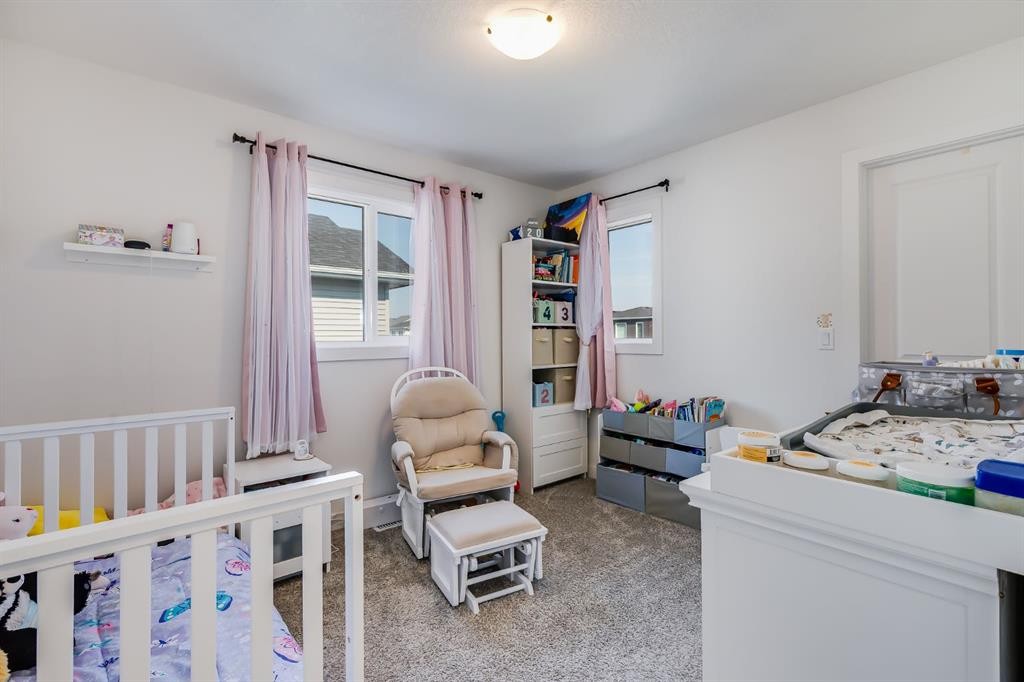 223 Chelsea Heath, Chestermere, AB