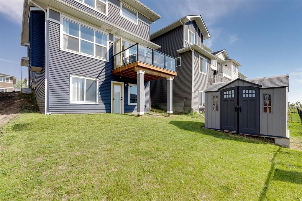 223 Chelsea Heath, Chestermere, AB