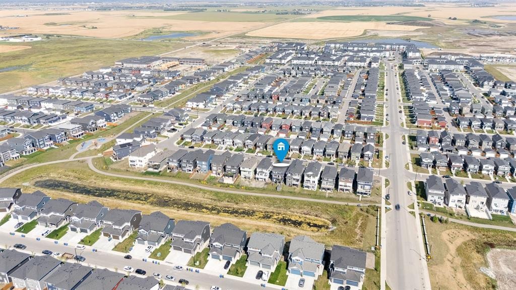 223 Chelsea Heath, Chestermere, AB