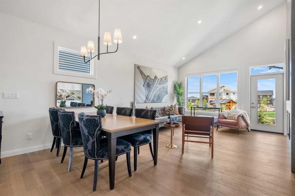 218 Mitchell Heath Nw, Calgary, AB