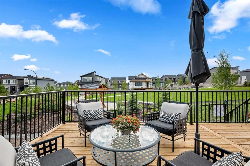 218 Mitchell Heath Nw, Calgary, AB
