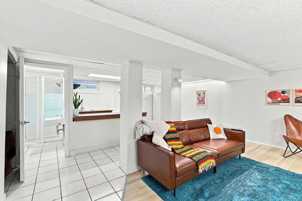 7204 5 Street Sw, Calgary, AB