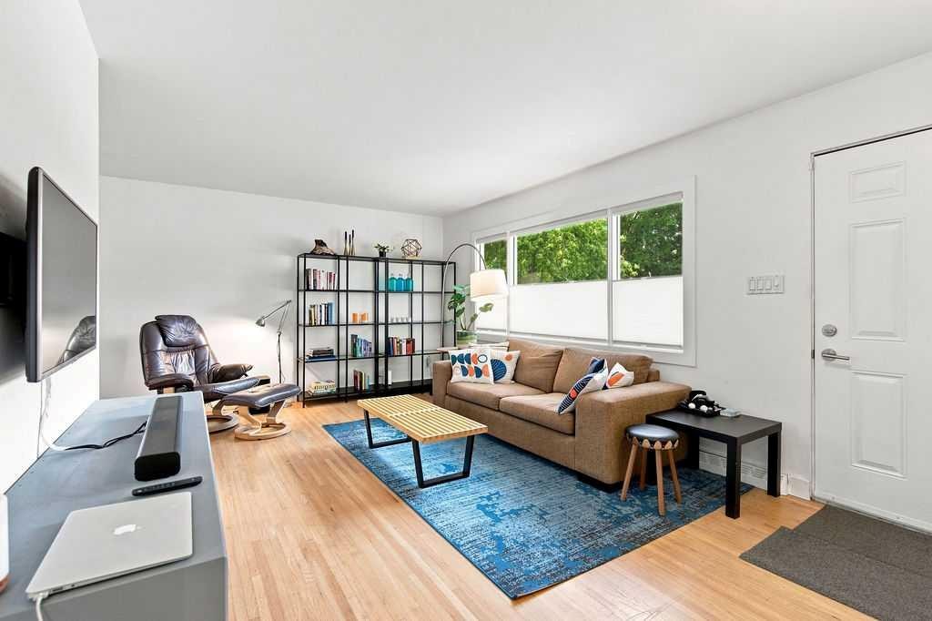 7204 5 Street Sw, Calgary, AB