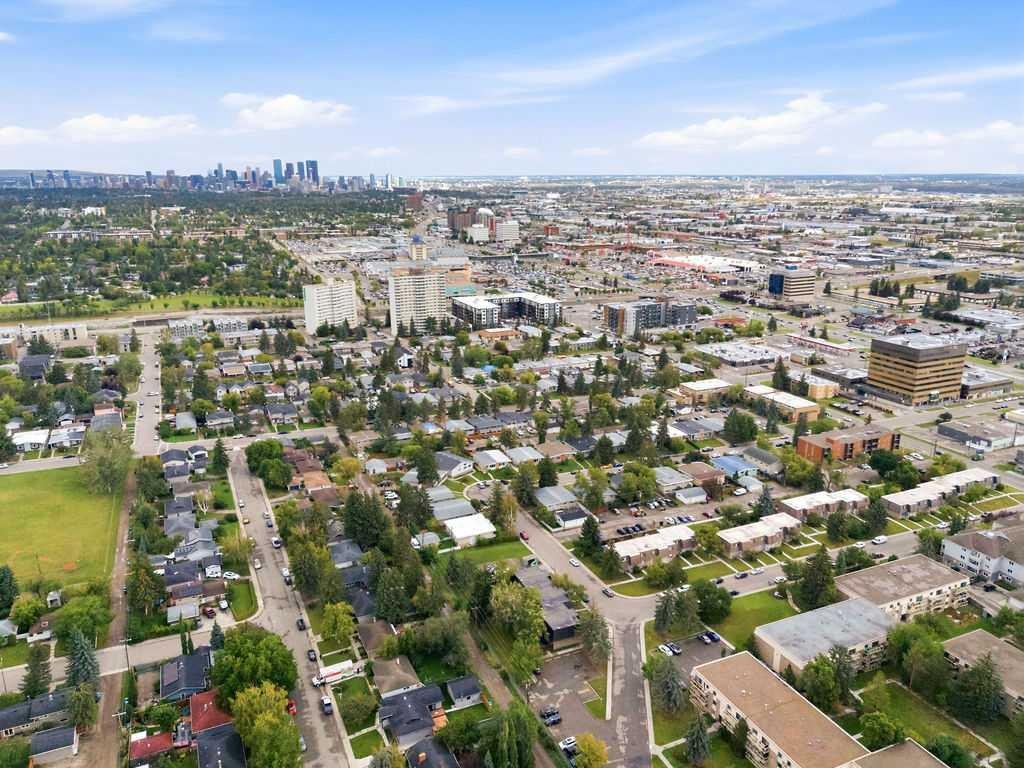 7204 5 Street Sw, Calgary, AB