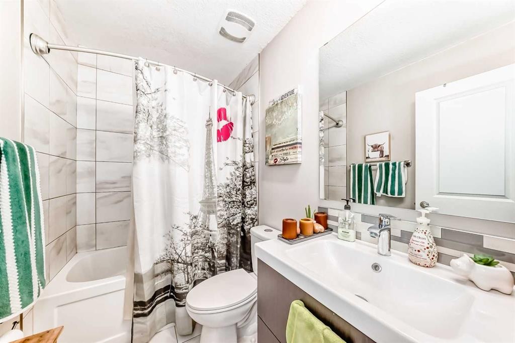 20 Deermont Way Se, Calgary, AB