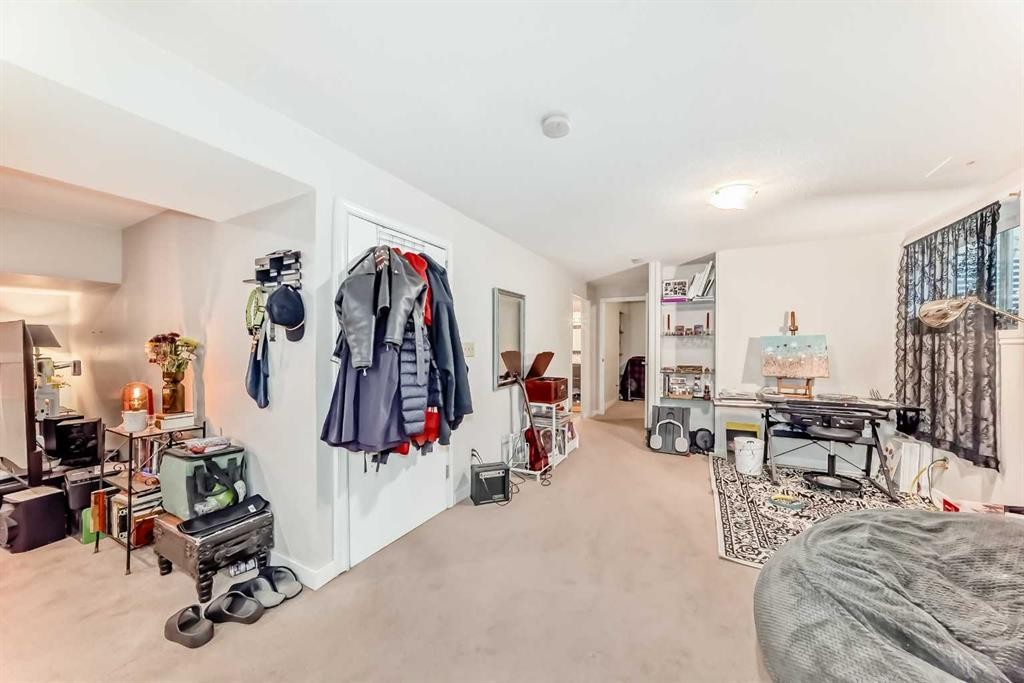 20 Deermont Way Se, Calgary, AB