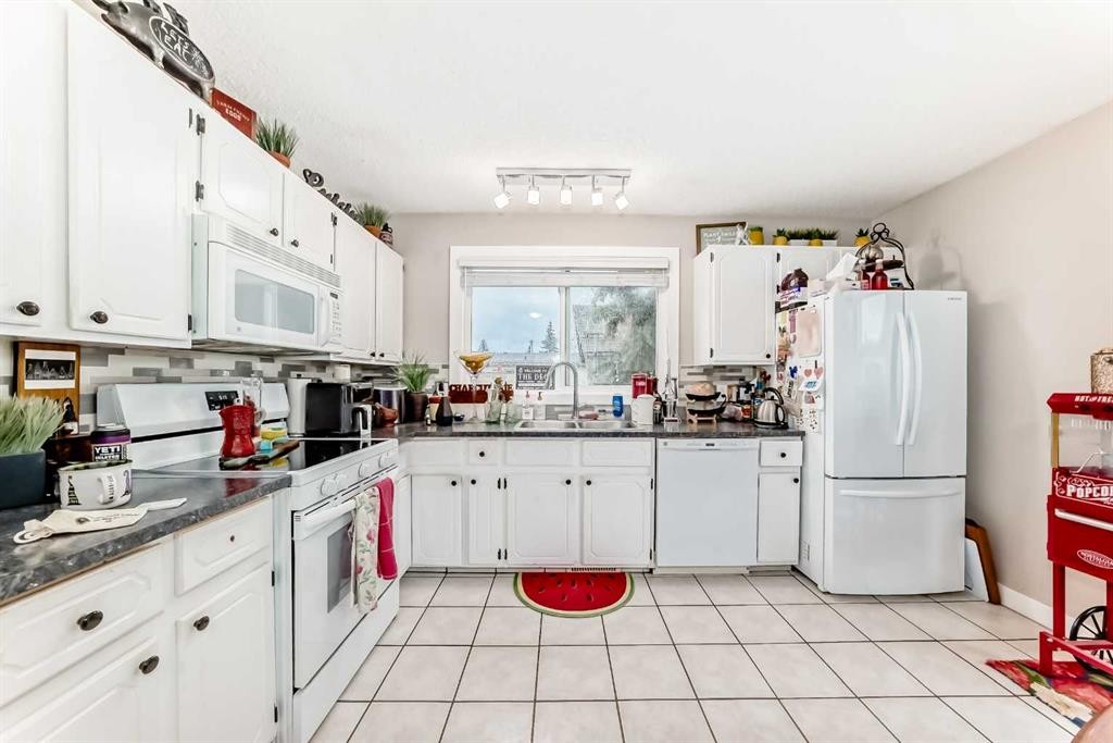 20 Deermont Way Se, Calgary, AB
