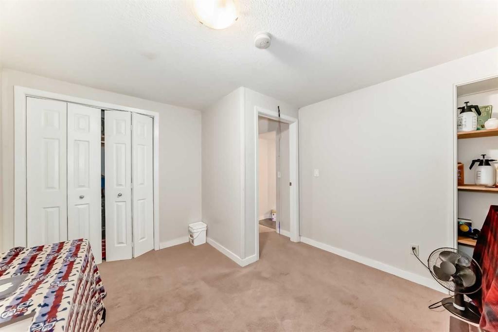 20 Deermont Way Se, Calgary, AB
