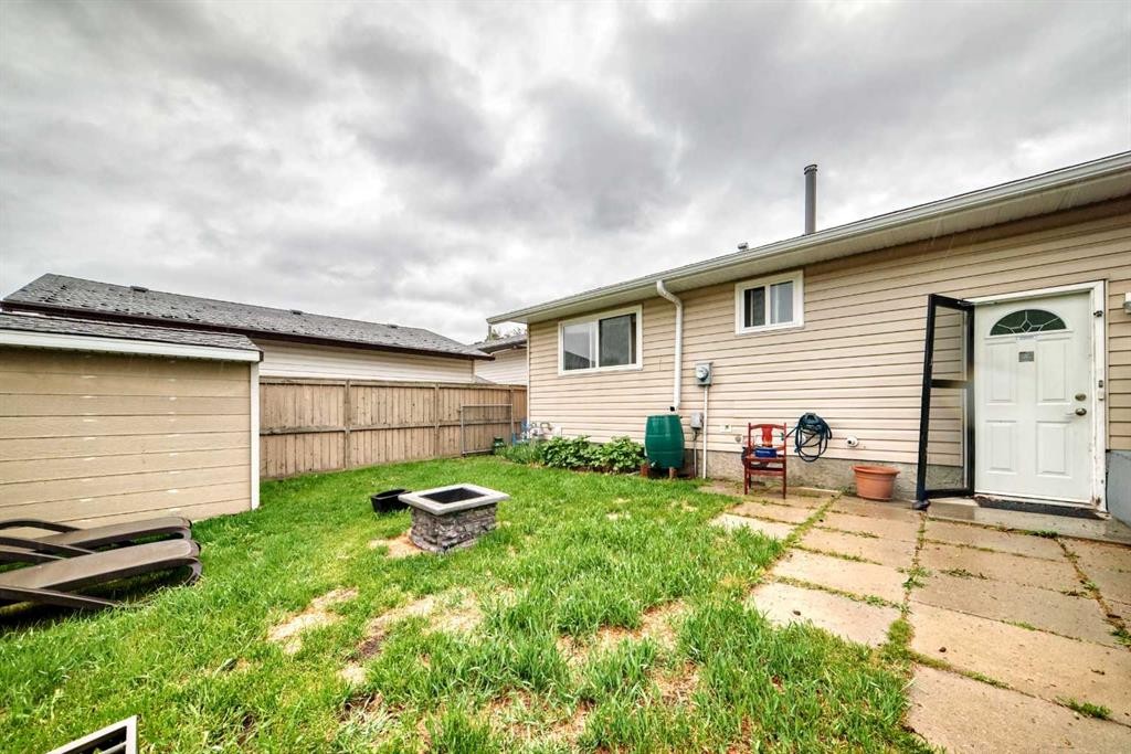 20 Deermont Way Se, Calgary, AB
