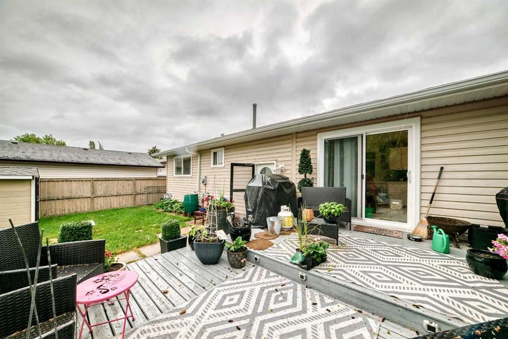 20 Deermont Way Se, Calgary, AB