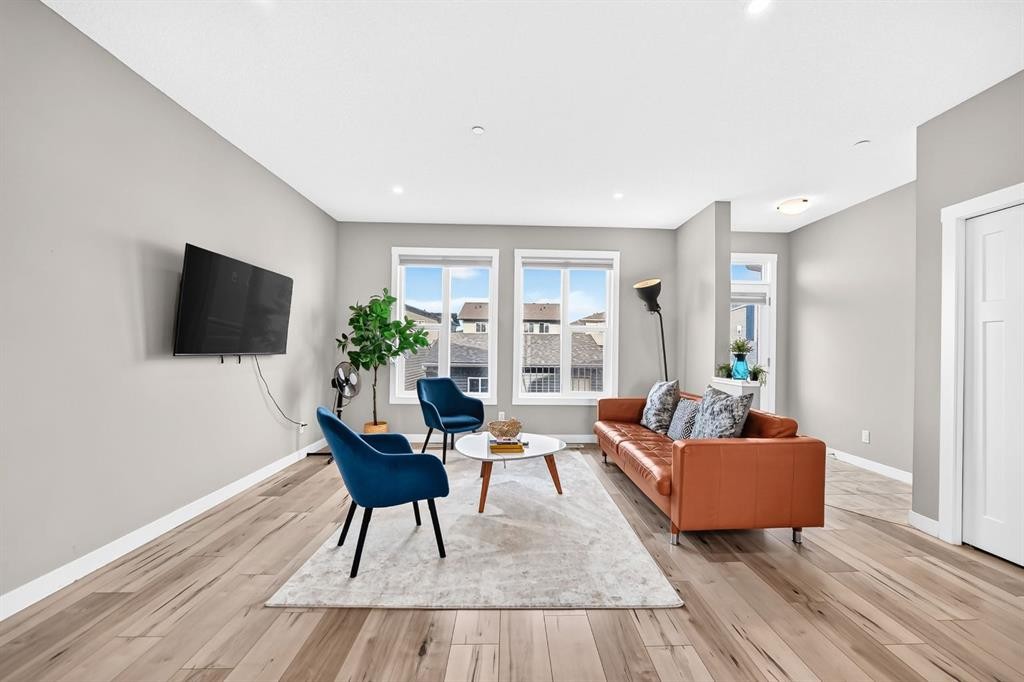 166 Howse Common Ne, Calgary, AB