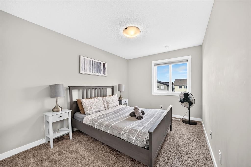 166 Howse Common Ne, Calgary, AB