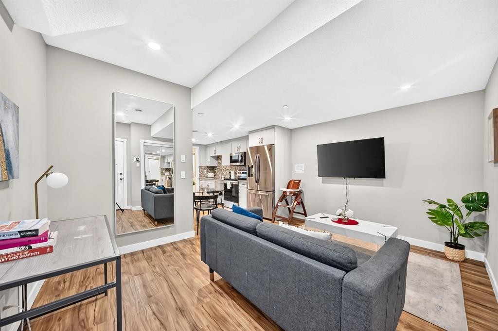 166 Howse Common Ne, Calgary, AB